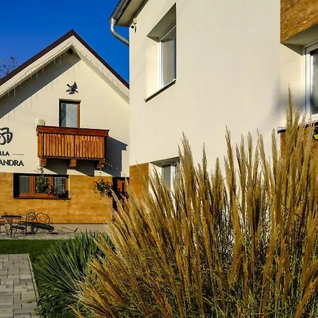 Michaela アパートホテル 3*