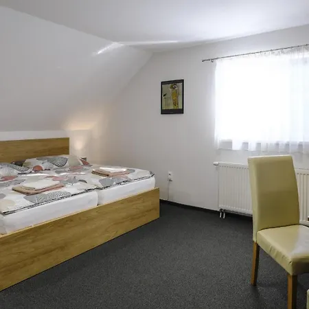 アパートホテル Michaela